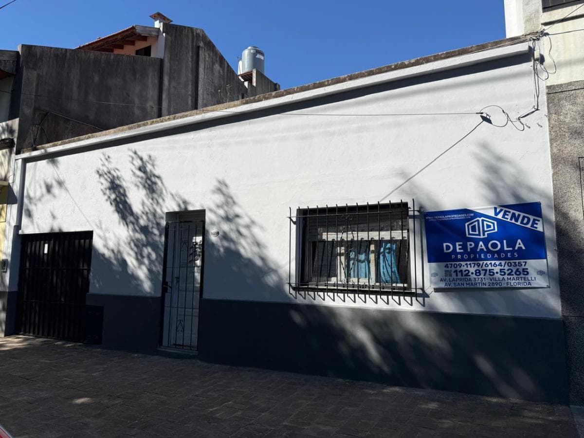Casa 5 ambientes en lote propio